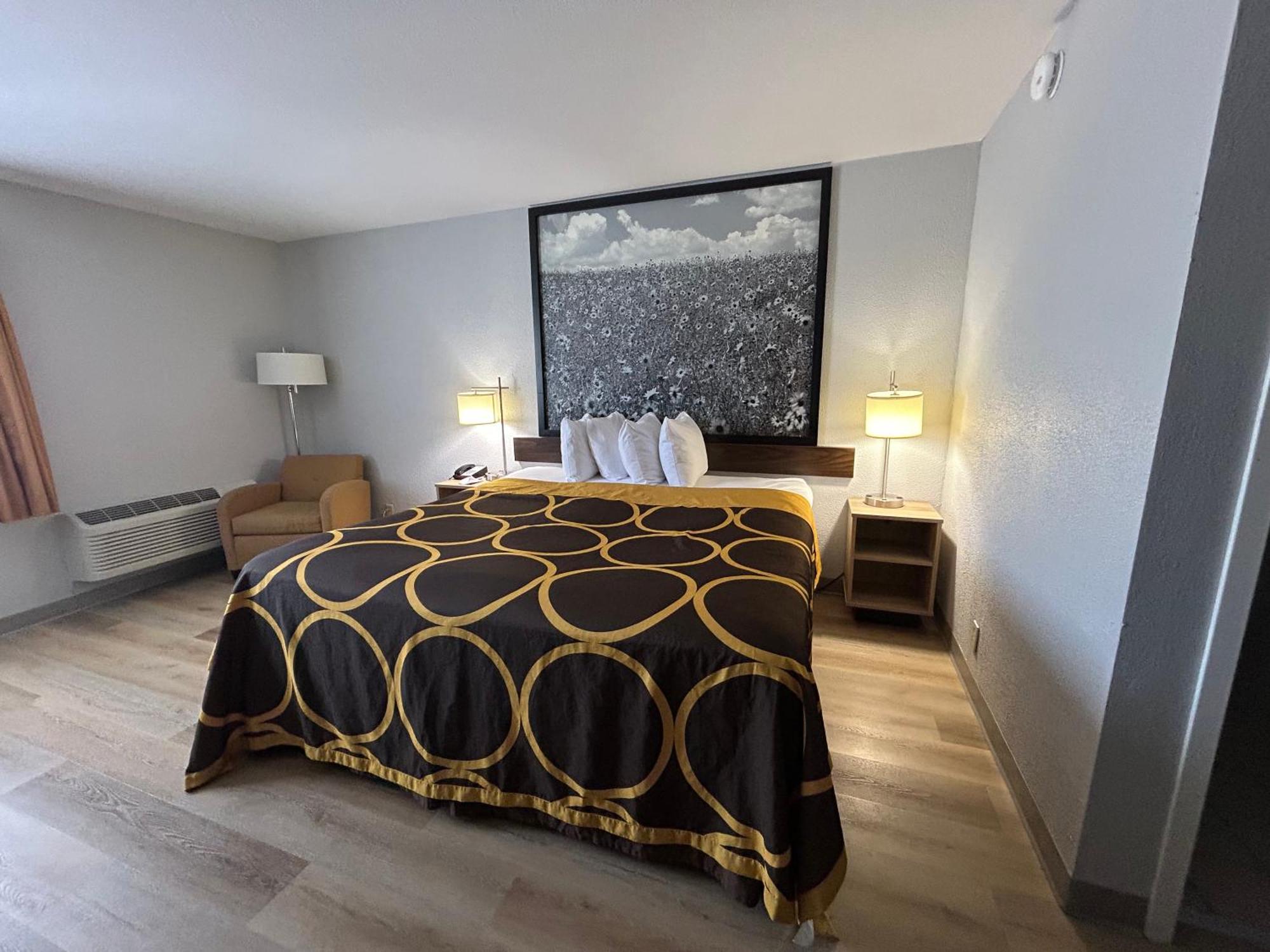Super 8 By Wyndham Sterling Co Hotel Ngoại thất bức ảnh